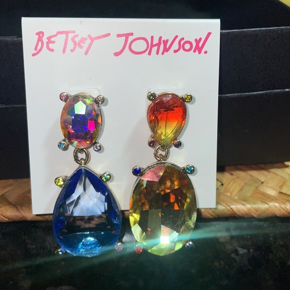 Betsey Johnson Love Fest Multicolored Brand Earrings - Picture 3 of 3